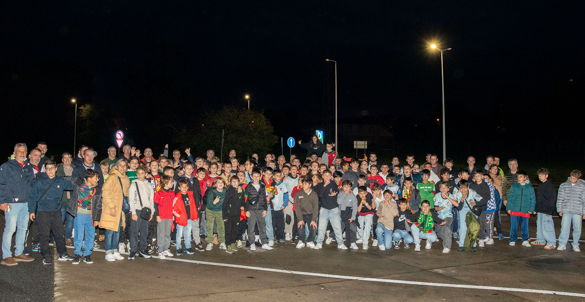 PARTICIPAÇÃO NO TORNEIO INTER-FREGUESIAS DE FUTSAL PREMIADA COM VIAGEM PARA ASSISTIR AO PORTUGAL - POLÓNIA